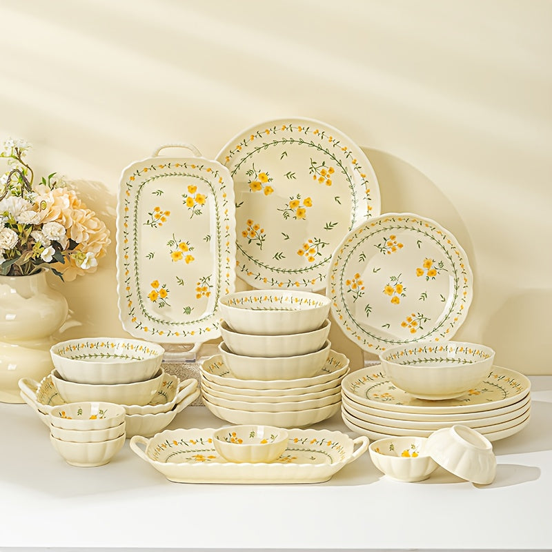 42\u002F56pcs Pastoral Floral Ceramic Tableware Set for Home Use, Creamy Yellow Base with Yellow-Green Floral Patterns, Fresh & Gentle Style, Including Bowls\u002FPlates\u002FRectangular Plates, Ideal for Daily Family Meals, Desserts And Soups